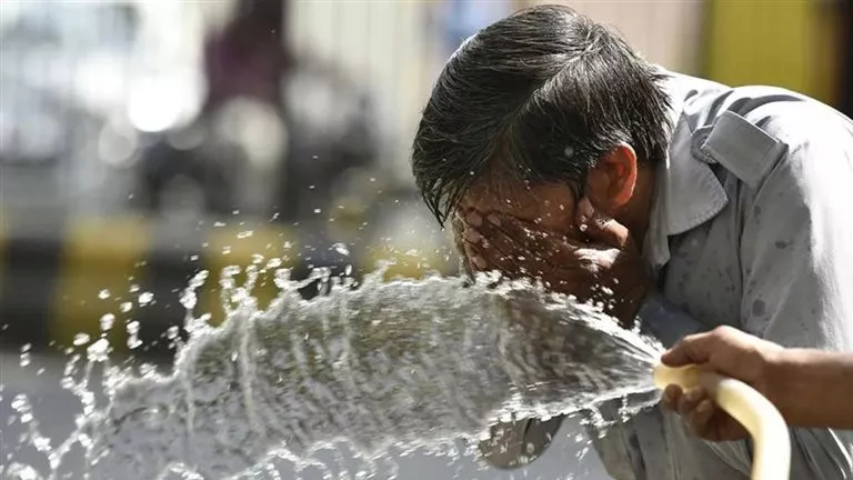 ما هي القبة الحرارية؟.. "الأرصاد" توضح تأثيرها على مصر وتحذر من أول موجة حارة
